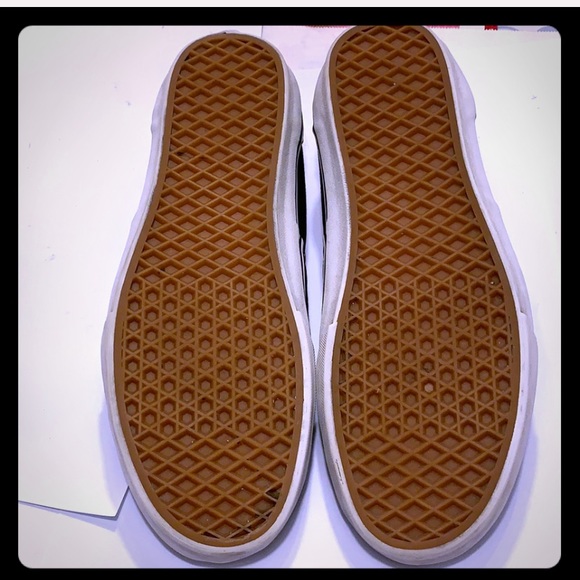 Like New VANS Unisex Sneaker Shoes. M: 10.5; W: 12 - Picture 7 of 8
